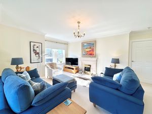 Photo 9- click for photo gallery